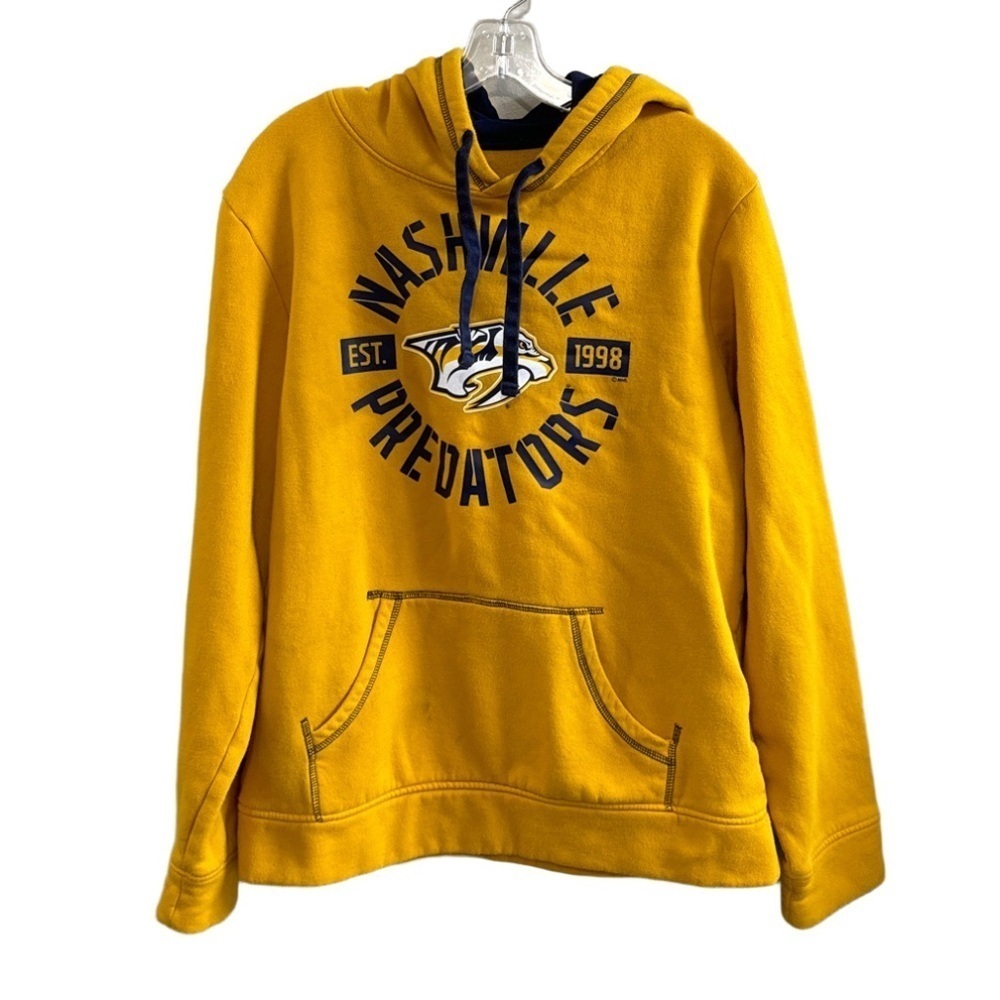 Men's NHL Fanatics Nashville Predators Hoodie. Size Medium